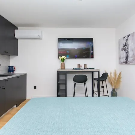 Sapphire Studio Apartment With Free Private Parking Dubrovnik Exterior photo