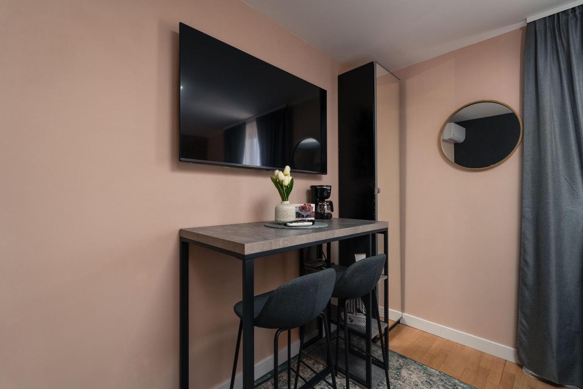 Sapphire With Free Private Parking Apartament Dubrownik